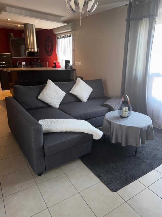 Superbe Appartement Tout Equipe Avec Parking. Marselha Exterior foto